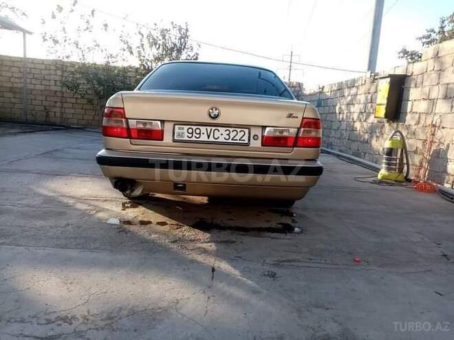 BMW 520 1990, 300,000 km - 2.0 л - Bakı