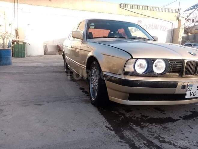 BMW 520 1990, 300,000 km - 2.0 л - Bakı