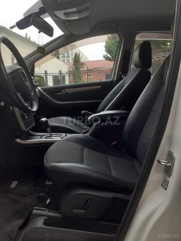 Mercedes B 180 2010, 88,200 km - 1.7 л - Bakı
