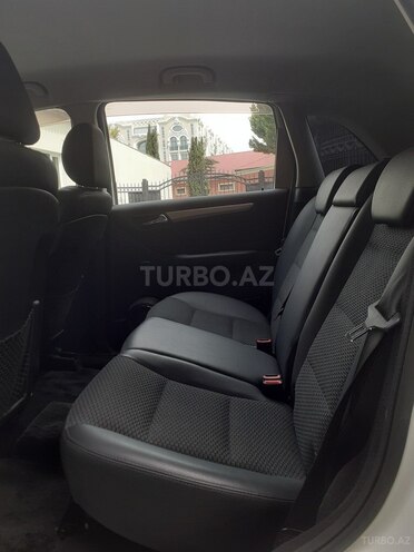 Mercedes B 180 2010, 88,200 km - 1.7 л - Bakı