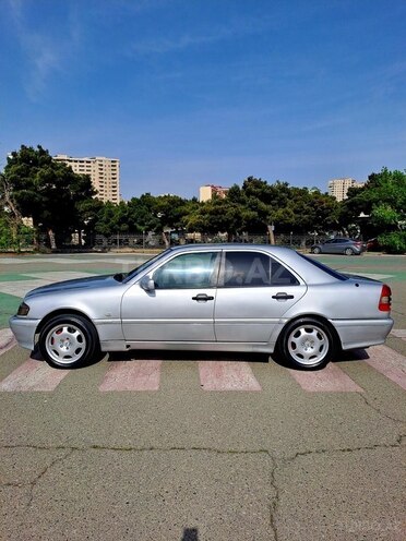 Mercedes C 280 1996, 444,000 km - 2.8 l - Bakı