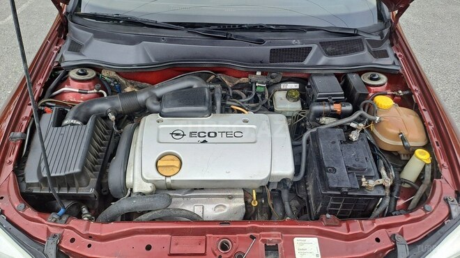 Opel Astra 1998, 136,000 km - 1.6 l - Şəki