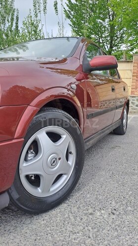 Opel Astra 1998, 136,000 km - 1.6 l - Şəki