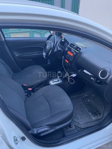 Mitsubishi Attrage 2014, 195,000 km - 1.2 л - Bakı