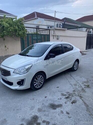 Mitsubishi Attrage 2014, 195,000 km - 1.2 л - Bakı
