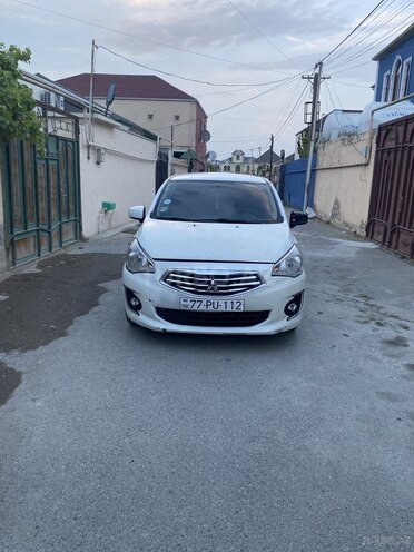 Mitsubishi Attrage 2014, 195,000 km - 1.2 л - Bakı