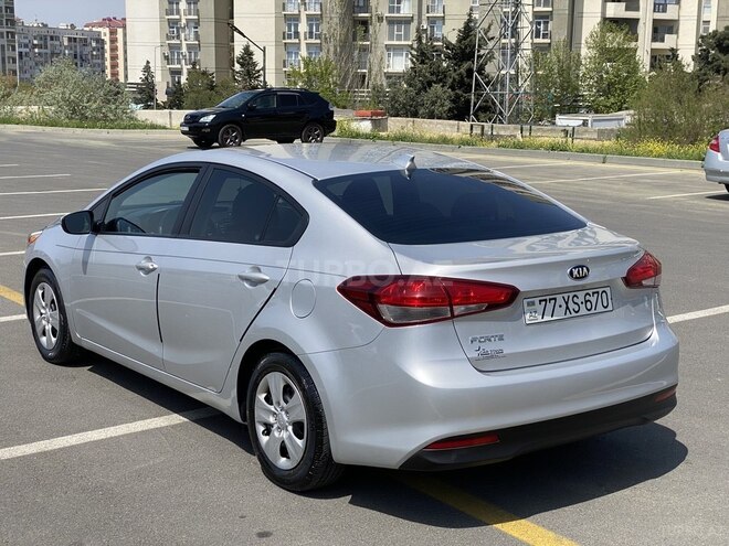 Kia Cerato 2017, 42,700 km - 2.0 l - Bakı