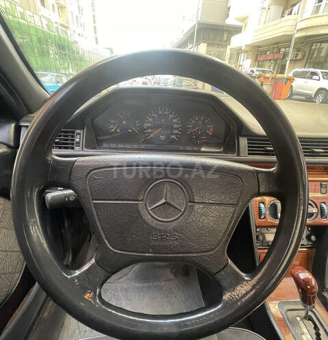 Mercedes E 220 1994, 399,500 km - 2.2 l - Bakı
