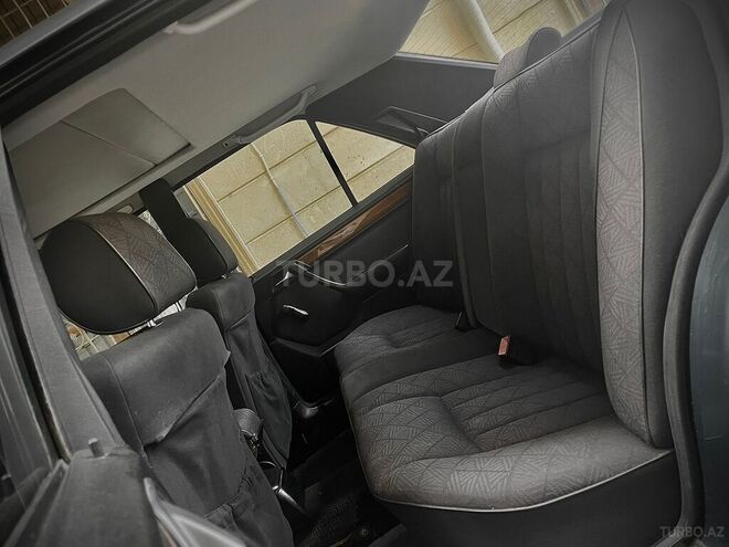 Mercedes E 220 1994, 399,500 km - 2.2 l - Bakı