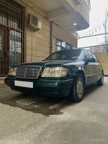 Mercedes E 220 1994, 399,500 km - 2.2 l - Bakı