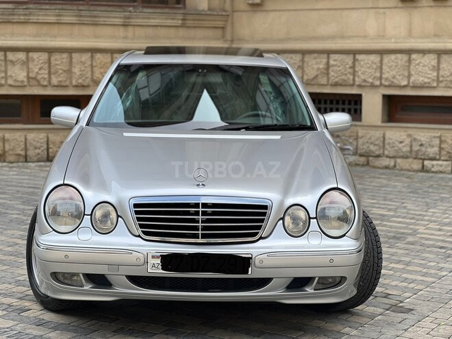 Mercedes E 320 2001, 196,543 km - 3.2 l - Bakı