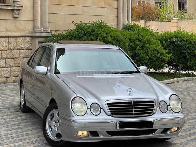 Mercedes E 320 2001, 196,543 km - 3.2 l - Bakı