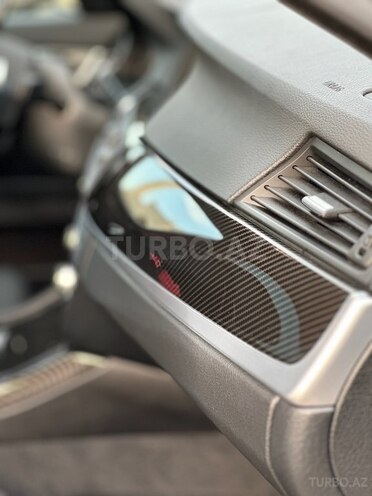 BMW 528 2015, 88,000 km - 2.0 л - Bakı