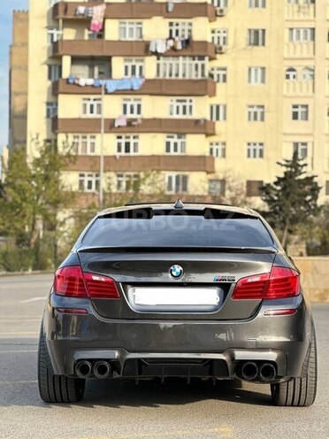 BMW 528 2015, 88,000 km - 2.0 л - Bakı