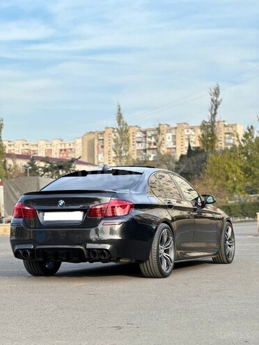 BMW 528 2015, 88,000 km - 2.0 л - Bakı