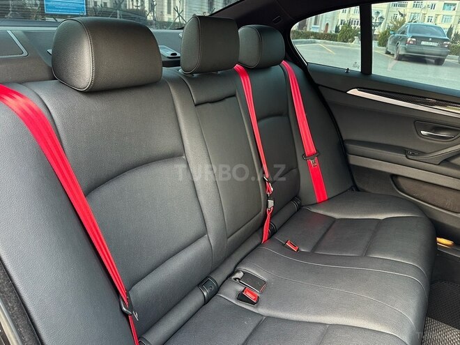 BMW 528 2015, 88,000 km - 2.0 л - Bakı