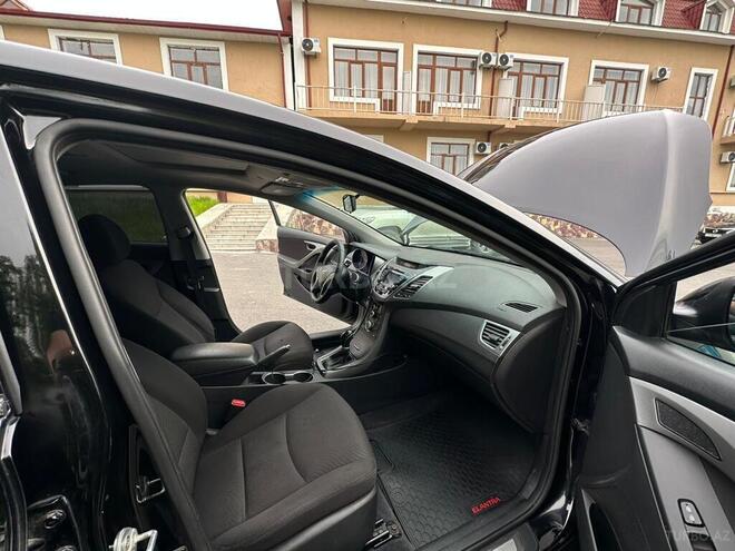 Hyundai Elantra 2015, 202,000 km - 1.8 l - Zaqatala