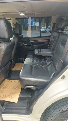 Mitsubishi Pajero 2008, 195,849 km - 3.0 л - Mingəçevir