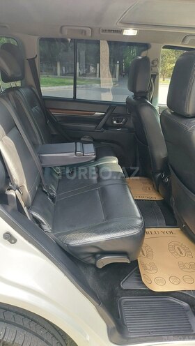Mitsubishi Pajero 2008, 195,849 km - 3.0 л - Mingəçevir