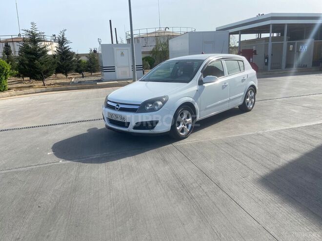 Opel Astra 2005, 295,000 km - 1.8 л - Bakı