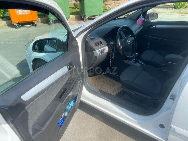 Opel Astra 2005, 295,000 km - 1.8 л - Bakı
