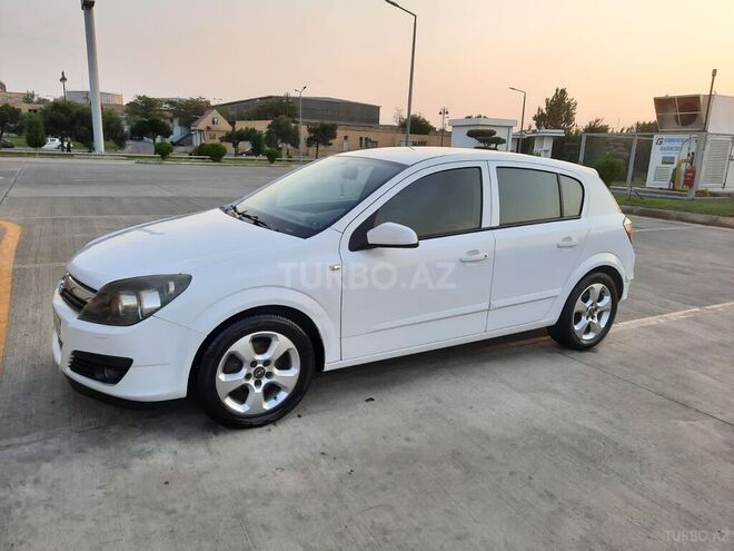 Opel Astra 2005, 295,000 km - 1.8 л - Bakı