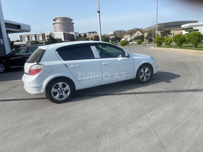 Opel Astra 2005, 295,000 km - 1.8 л - Bakı