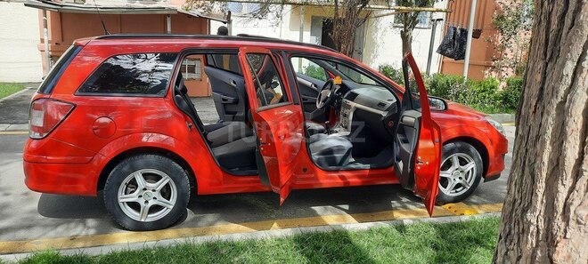 Opel Astra 2008, 173,000 km - 1.4 l - Bakı