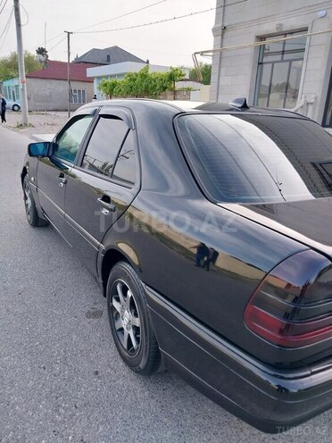 Mercedes C 180 1997, 395,000 km - 1.8 l - Sumqayıt