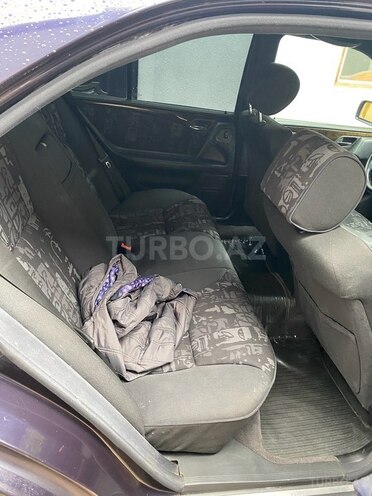 Mercedes E 200 1997, 286,900 km - 2.0 l - Gəncə