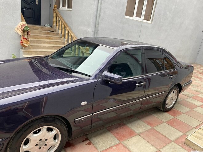 Mercedes E 200 1997, 286,900 km - 2.0 l - Gəncə