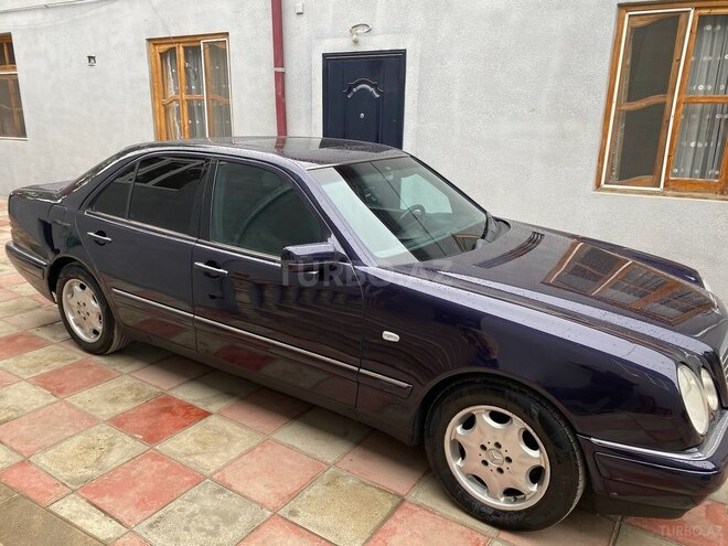 Mercedes E 200 1997, 286,900 km - 2.0 l - Gəncə