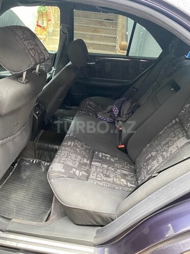 Mercedes E 200 1997, 286,900 km - 2.0 l - Gəncə