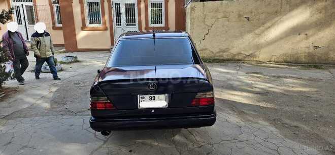 Mercedes E 200 1993, 231,000 km - 2.0 l - Sumqayıt