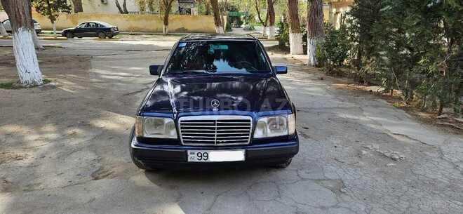 Mercedes E 200 1993, 231,000 km - 2.0 l - Sumqayıt