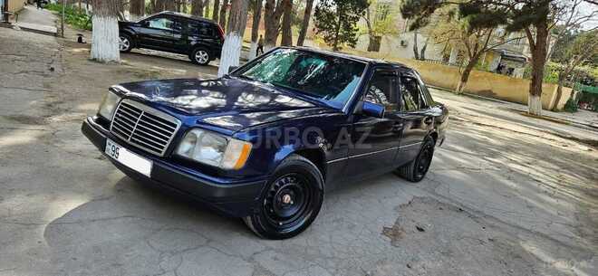 Mercedes E 200 1993, 231,000 km - 2.0 l - Sumqayıt