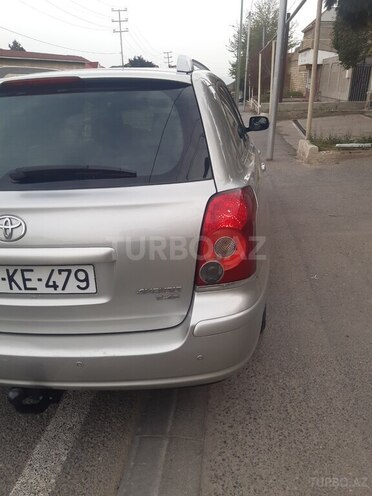 Toyota Avensis 2008, 185,800 km - 2.2 l - Bakı