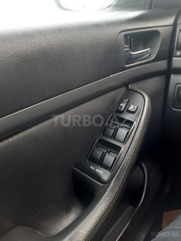 Toyota Avensis 2008, 185,800 km - 2.2 l - Bakı