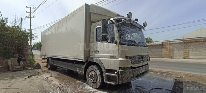 Mercedes Atego 1224 2010, 356,870 km - 6.4 l - Bakı