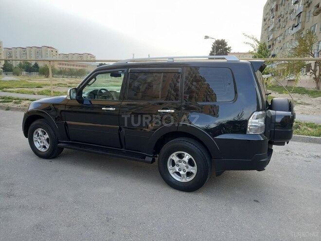 Mitsubishi Pajero 2007, 218,000 km - 3.0 l - Bakı