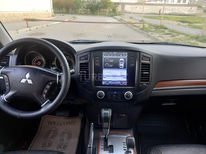 Mitsubishi Pajero 2007, 218,000 km - 3.0 l - Bakı