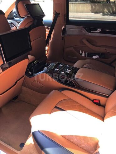 Audi A8 2014, 127,000 km - 4.0 л - Bakı