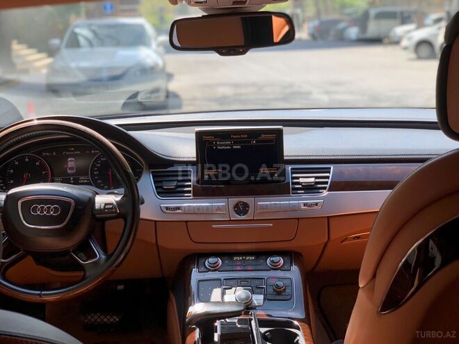 Audi A8 2014, 127,000 km - 4.0 л - Bakı