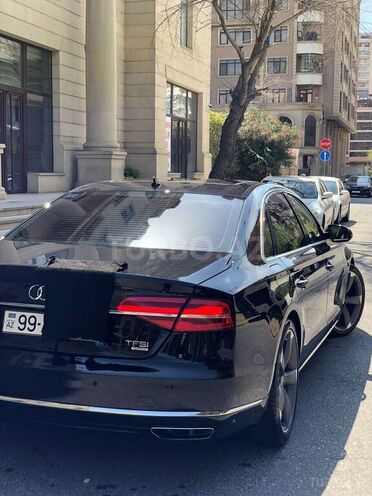 Audi A8 2014, 127,000 km - 4.0 л - Bakı