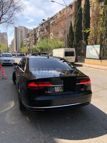 Audi A8 2014, 127,000 km - 4.0 л - Bakı