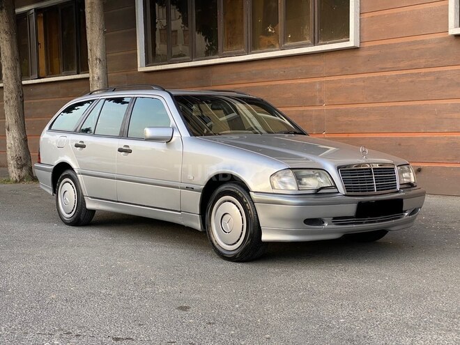 Mercedes C 220 2000, 310,000 km - 2.2 l - Bakı