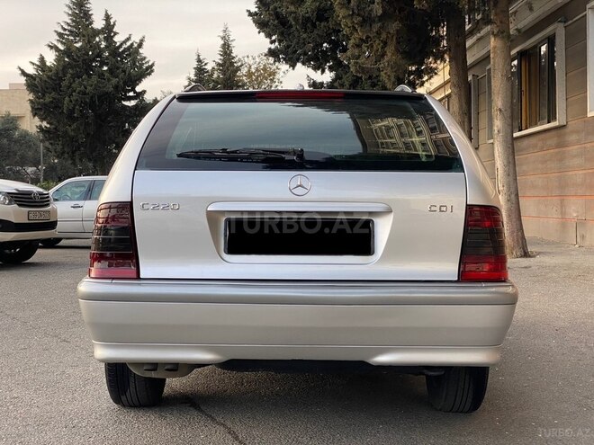 Mercedes C 220 2000, 310,000 km - 2.2 l - Bakı