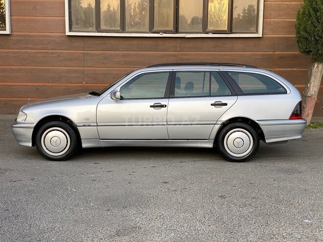 Mercedes C 220 2000, 310,000 km - 2.2 l - Bakı