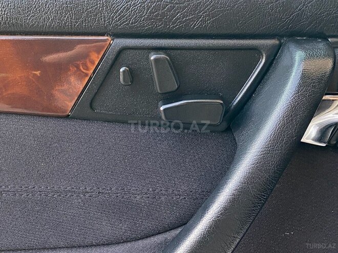 Mercedes C 220 2000, 310,000 km - 2.2 l - Bakı