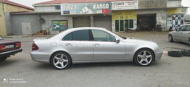Mercedes E 220 2002, 427,000 km - 2.2 l - Bakı